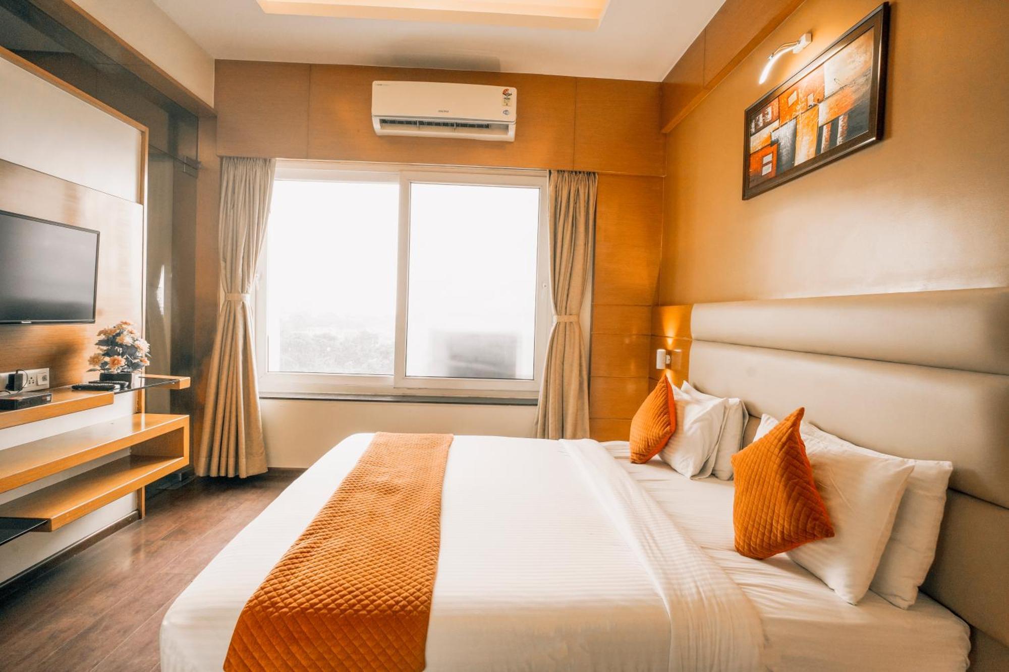 Imperial Heights Hotel Deoghar Ngoại thất bức ảnh